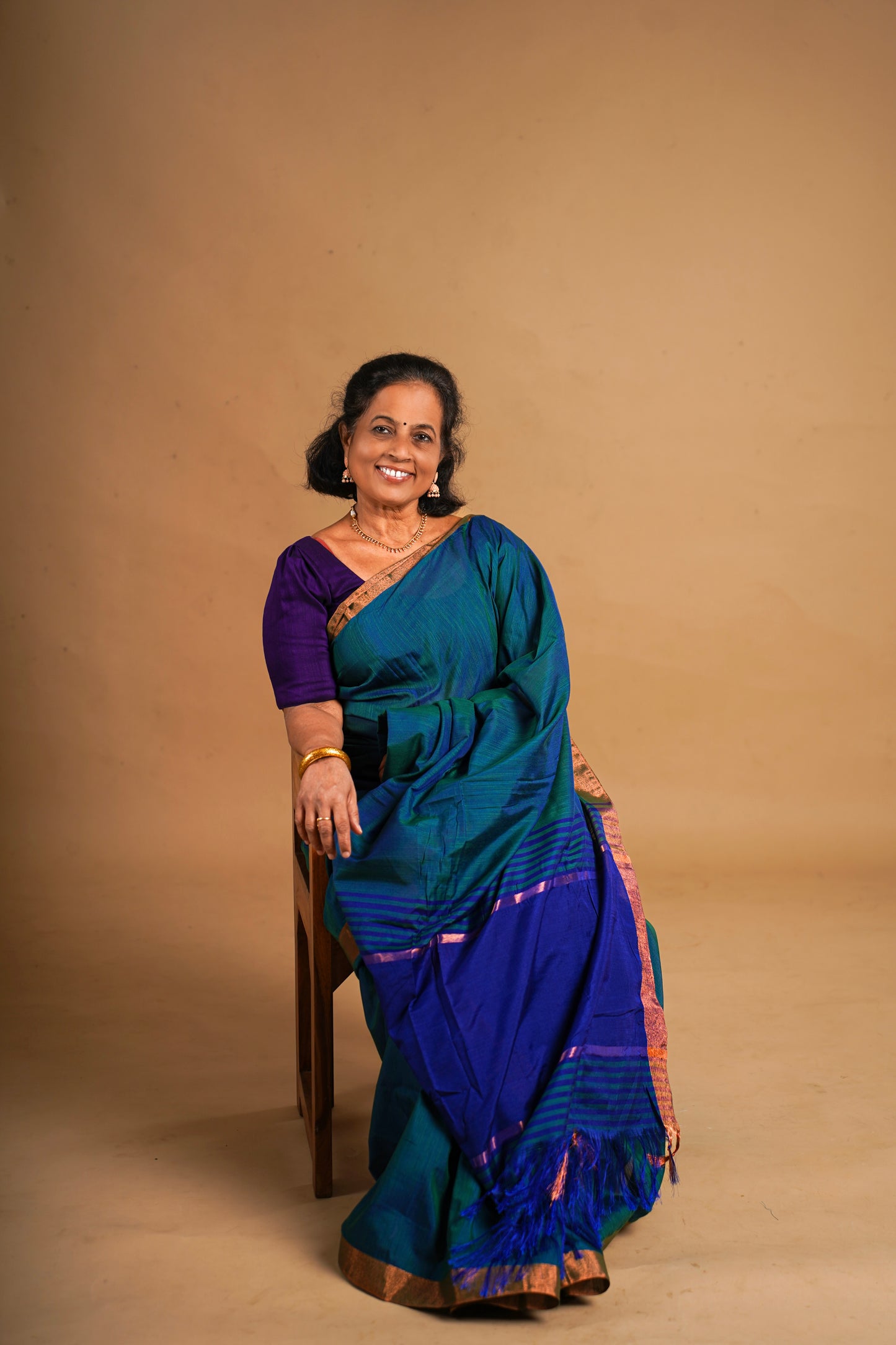 Ahana - Anandha Blue Double Shade Soft Silk Sree with Rayal Blue Blouse