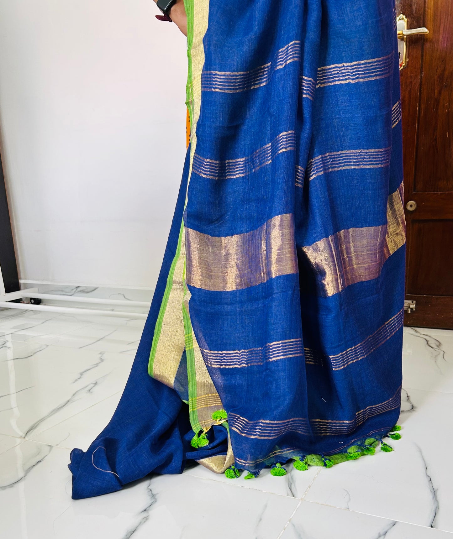 LYashoda Linen Saree Nevy Blue