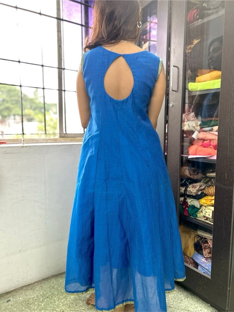 No "Yoke Shire" Dress Blue