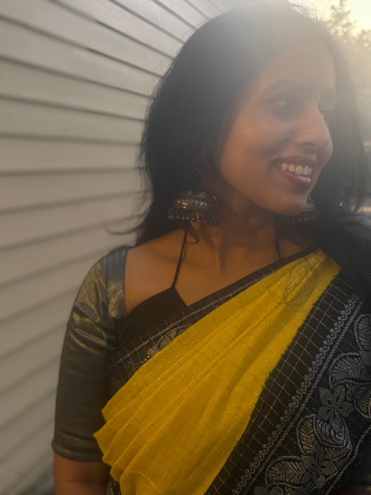 Arm wrap blouse Black and Gray