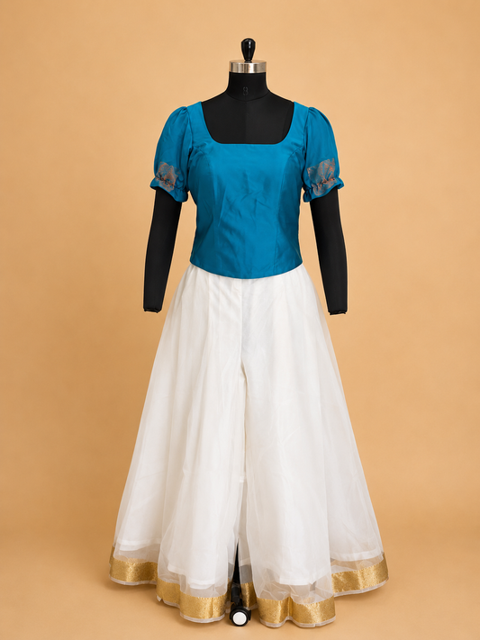 Sleeves Corsets and  Cream pant