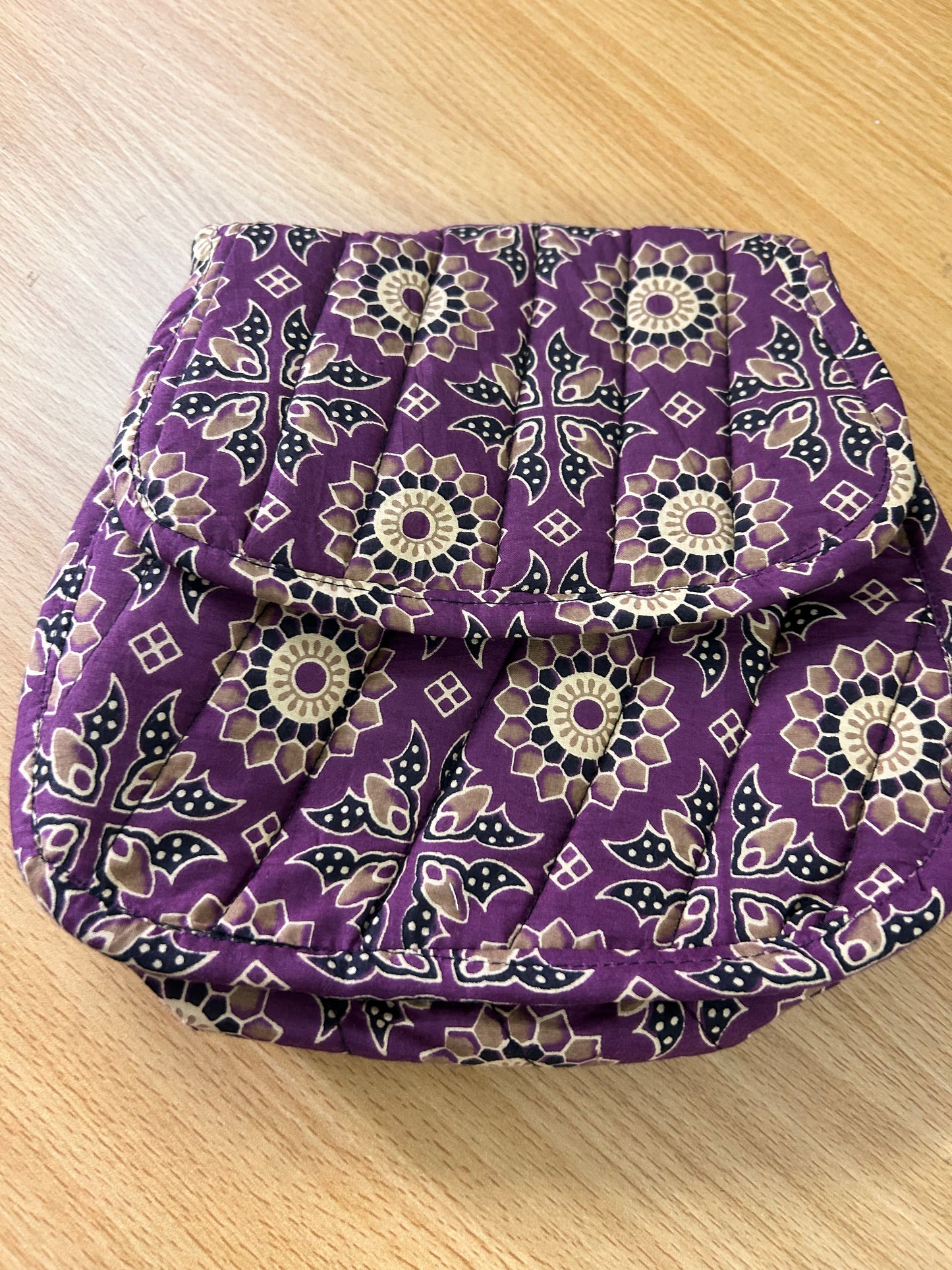 Round sling bag Chennai Store