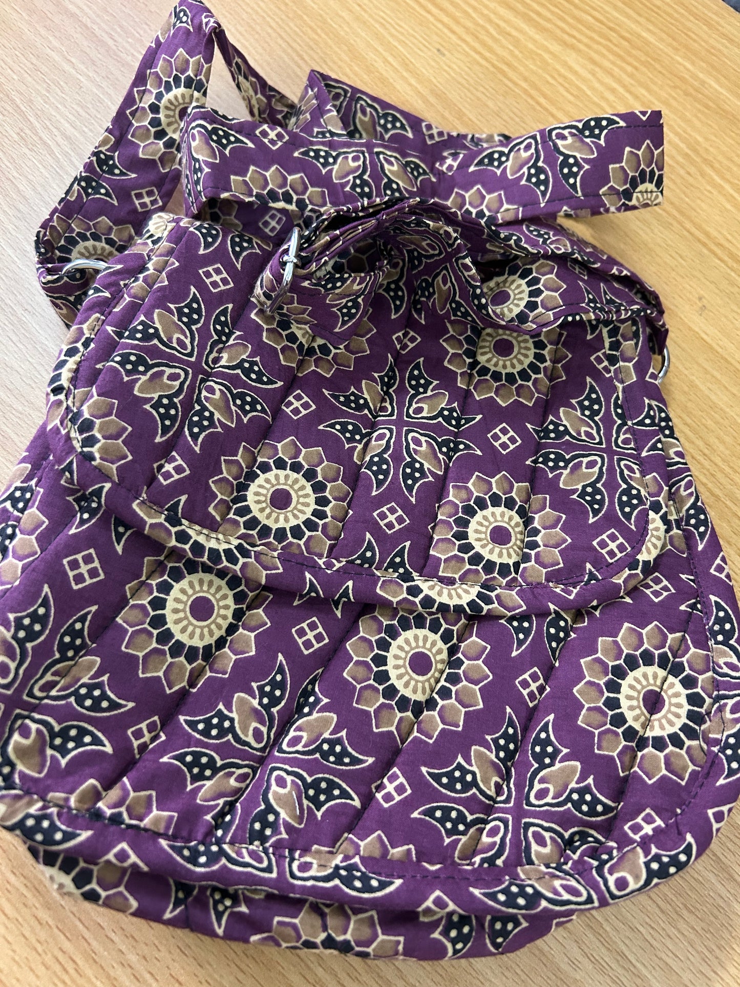 Round sling bag Chennai Store