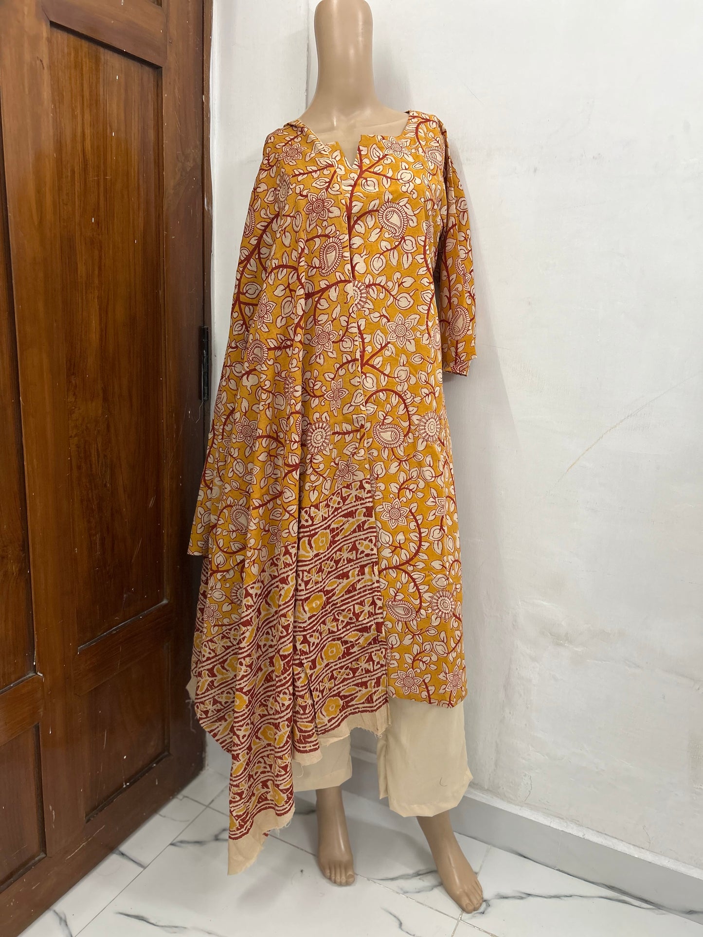 Incredible India Kalamkari Top set