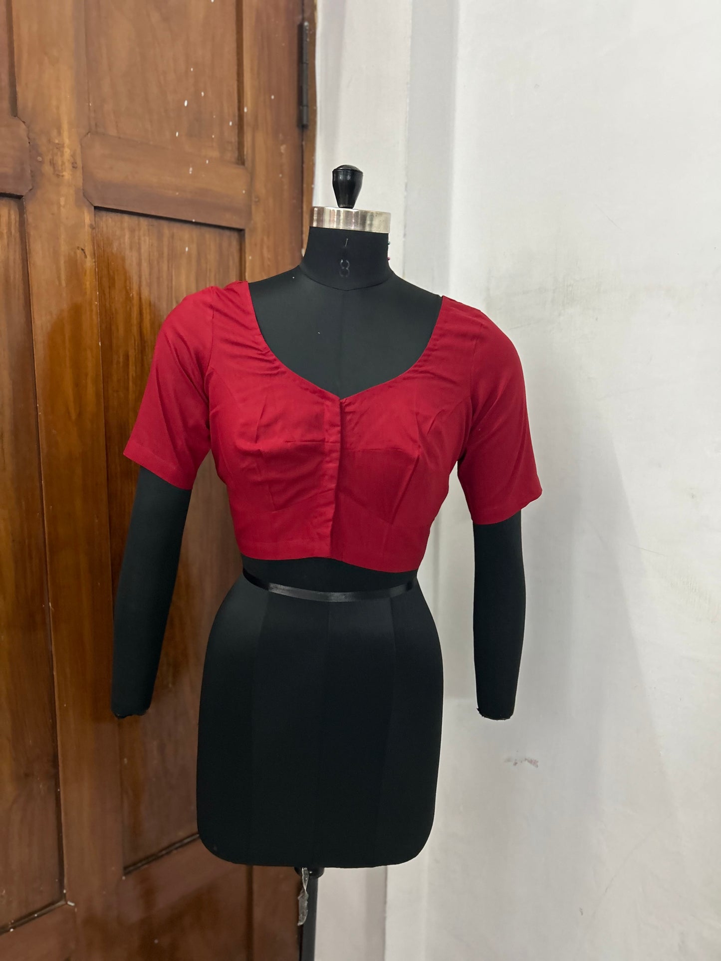 Basic Elbow size Plain Readymade blouse