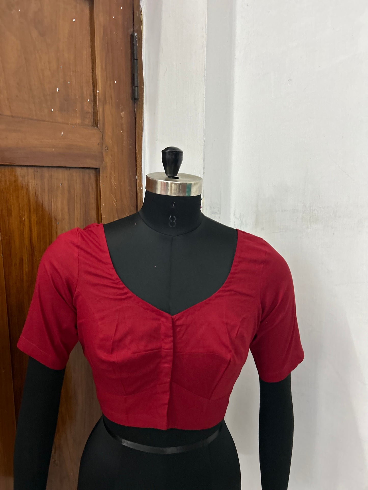 Basic Elbow size Plain Readymade blouse