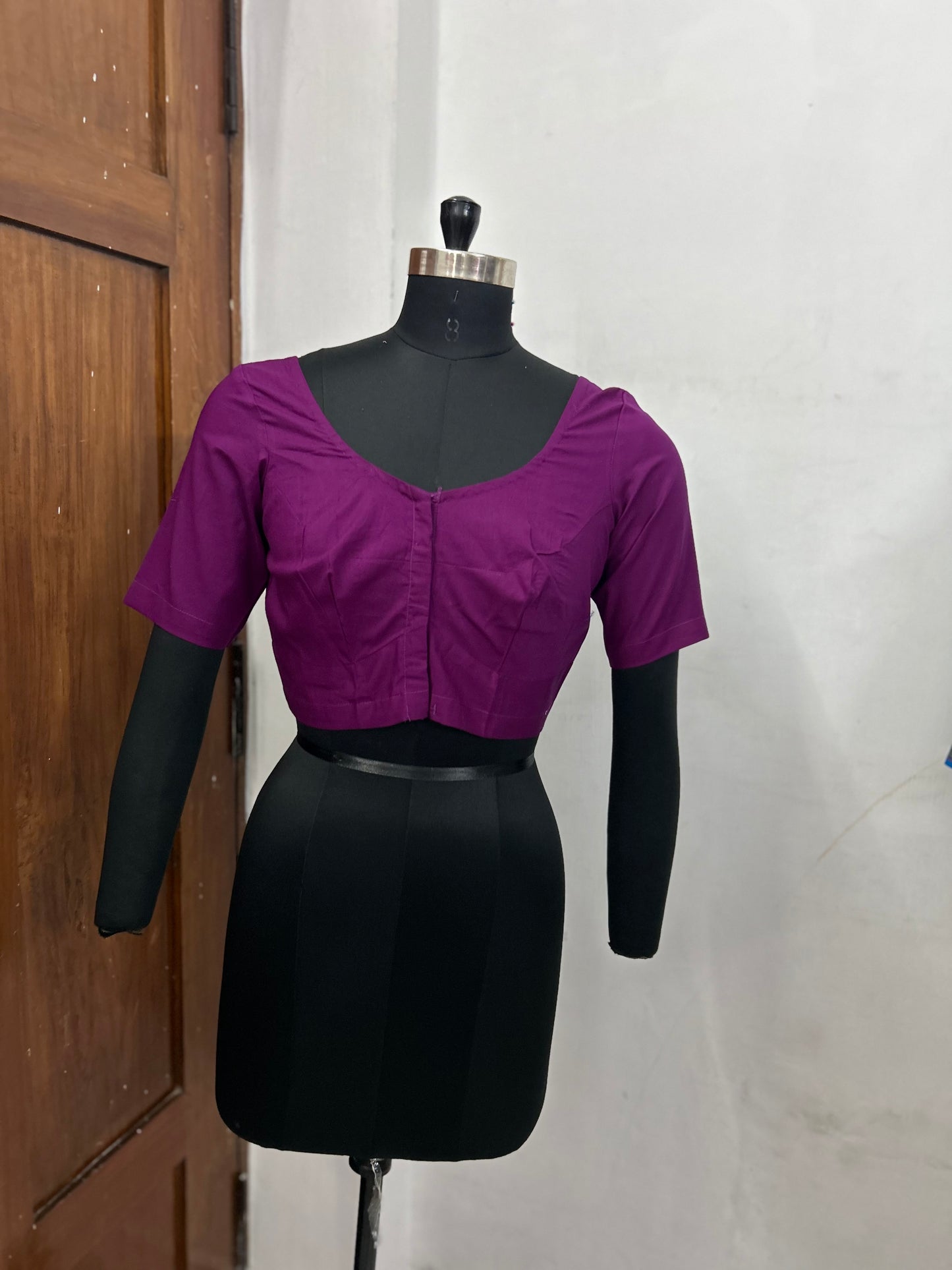 Basic Elbow size Plain Readymade blouse