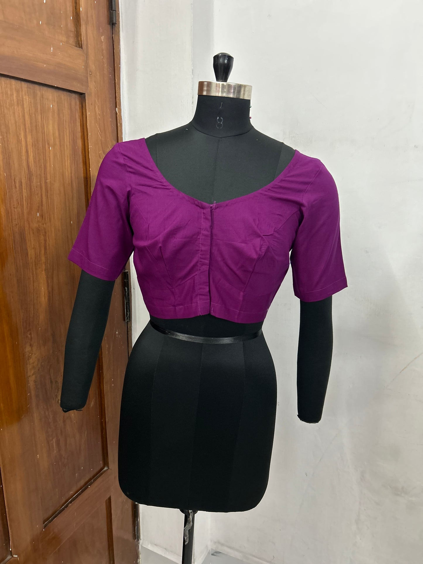 Basic Elbow size Plain Readymade blouse