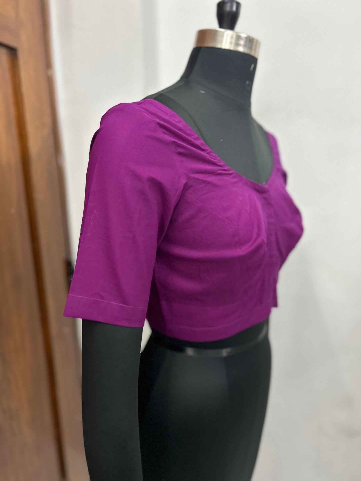 Basic Elbow size Plain Readymade blouse