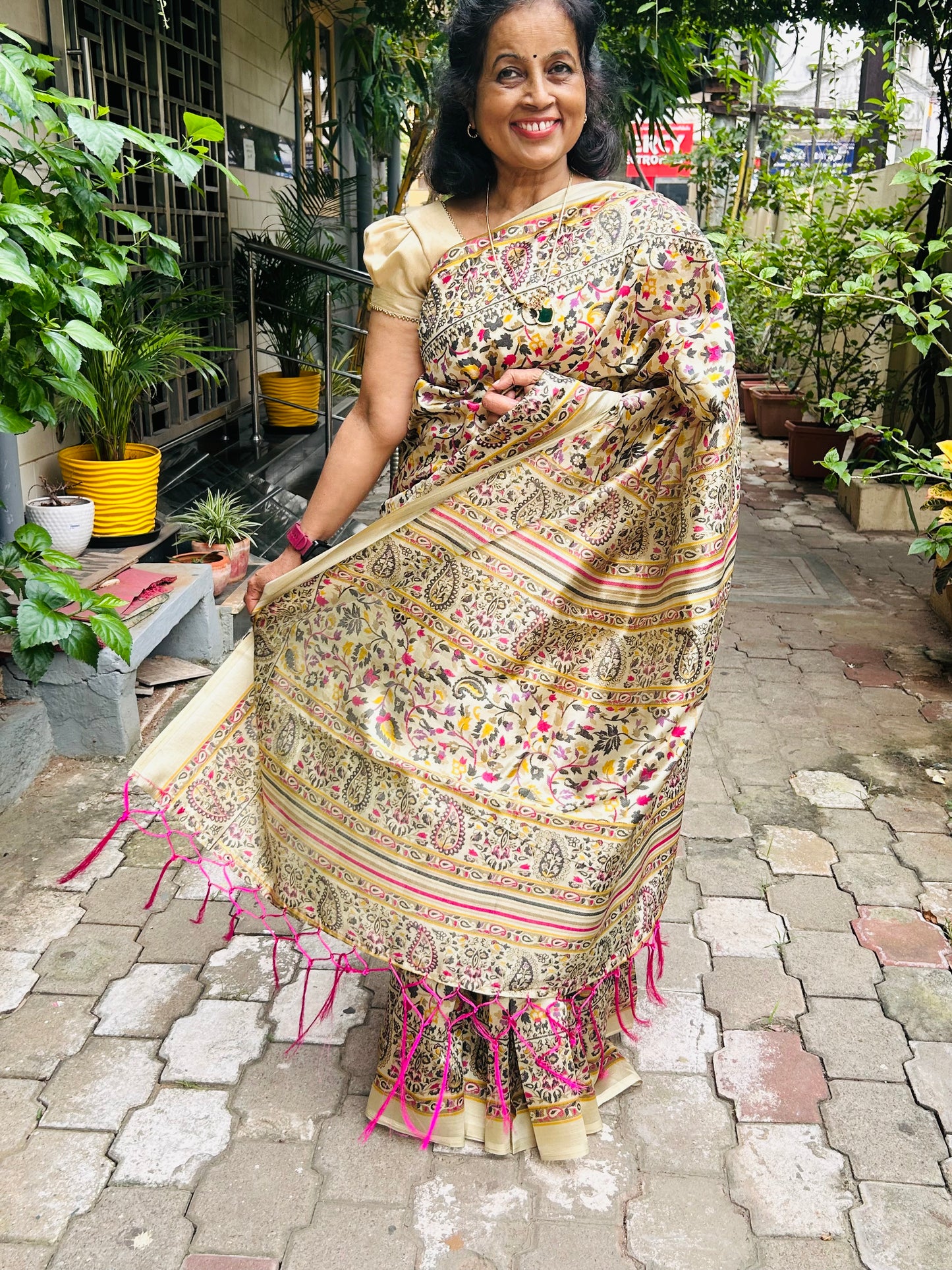 Pune Silk Beige with magnta  print