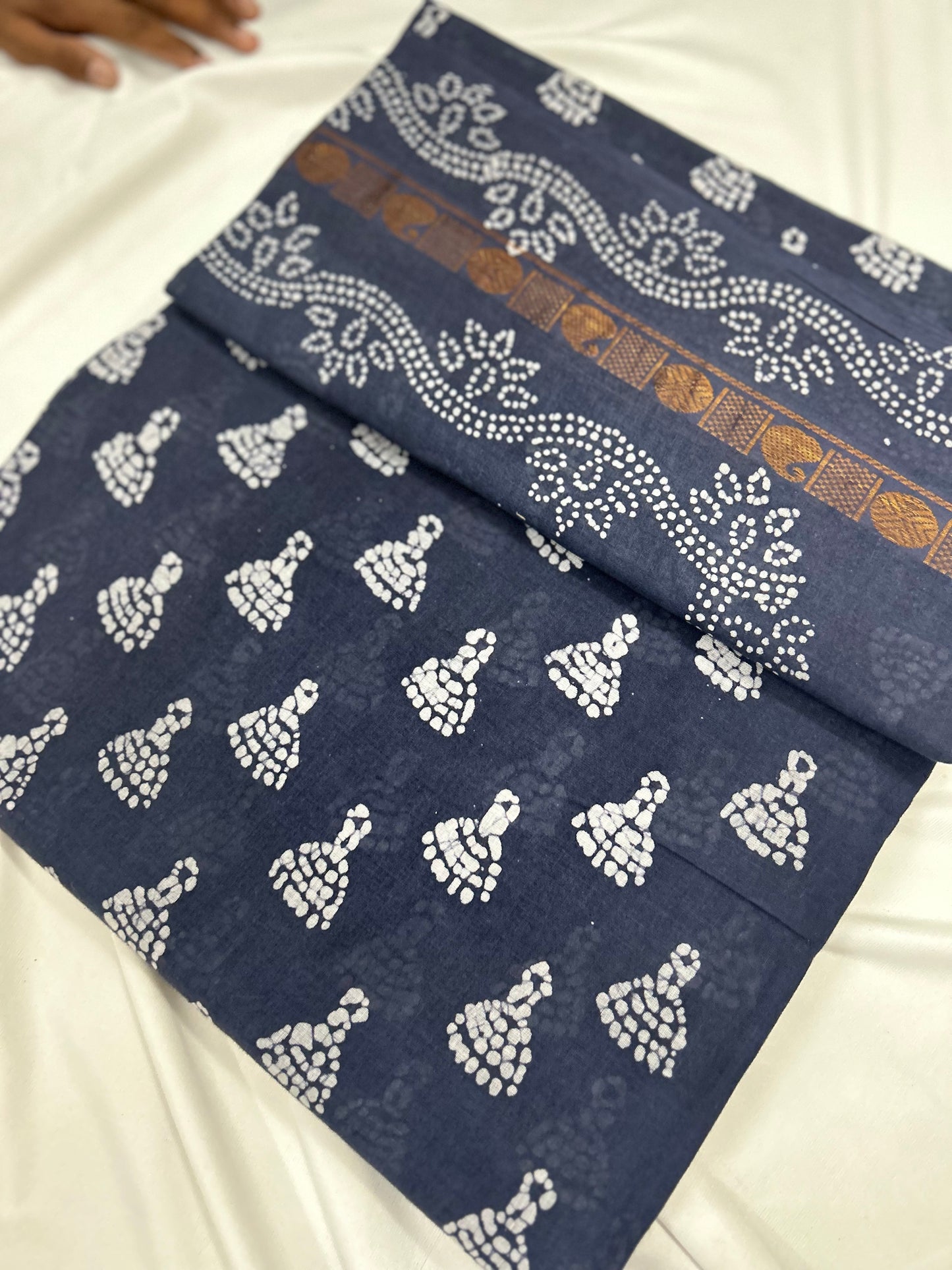 Madurai Sungudi 9 yards Saree