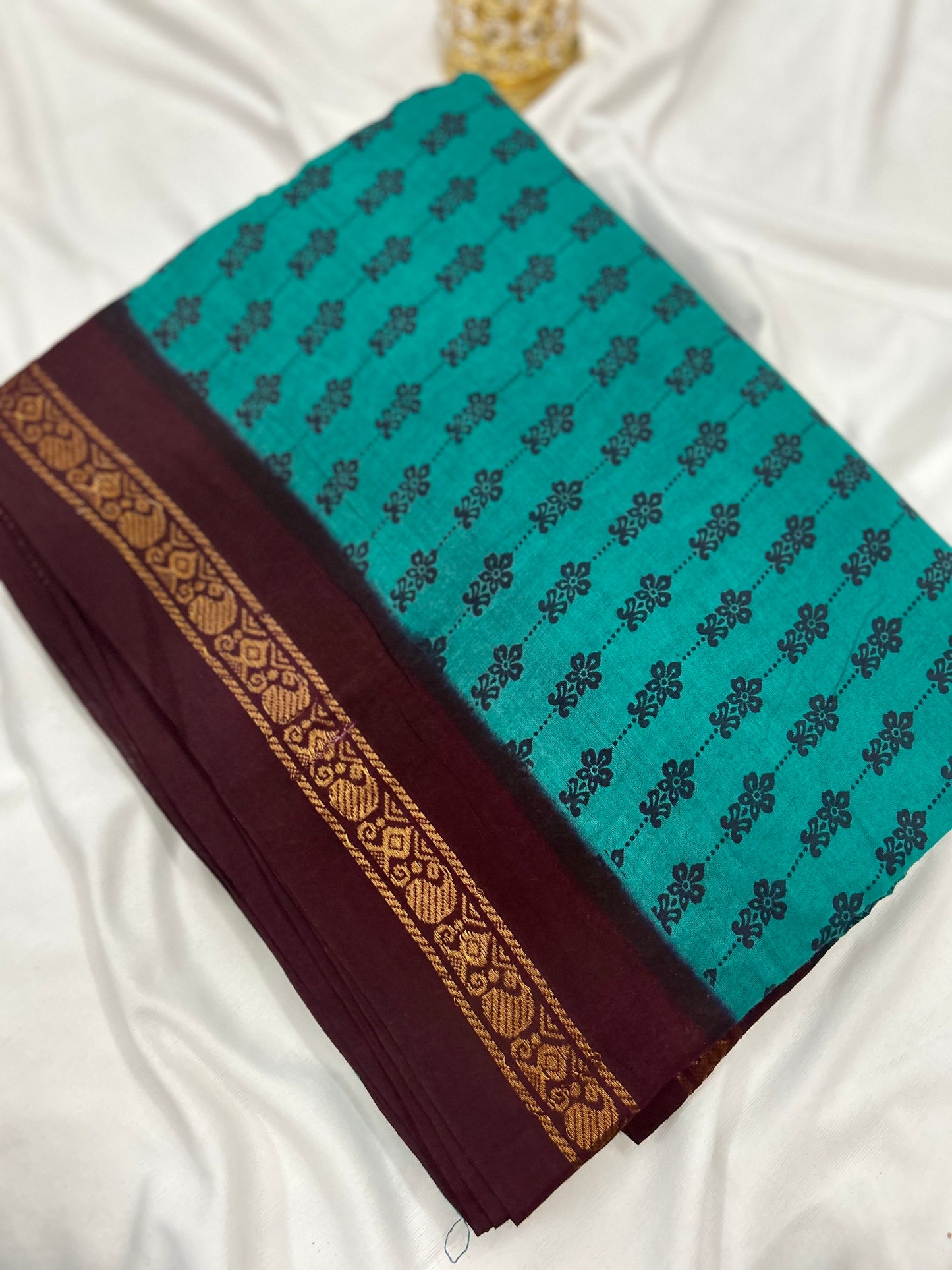 Madurai Sungudi 9 yards Saree
