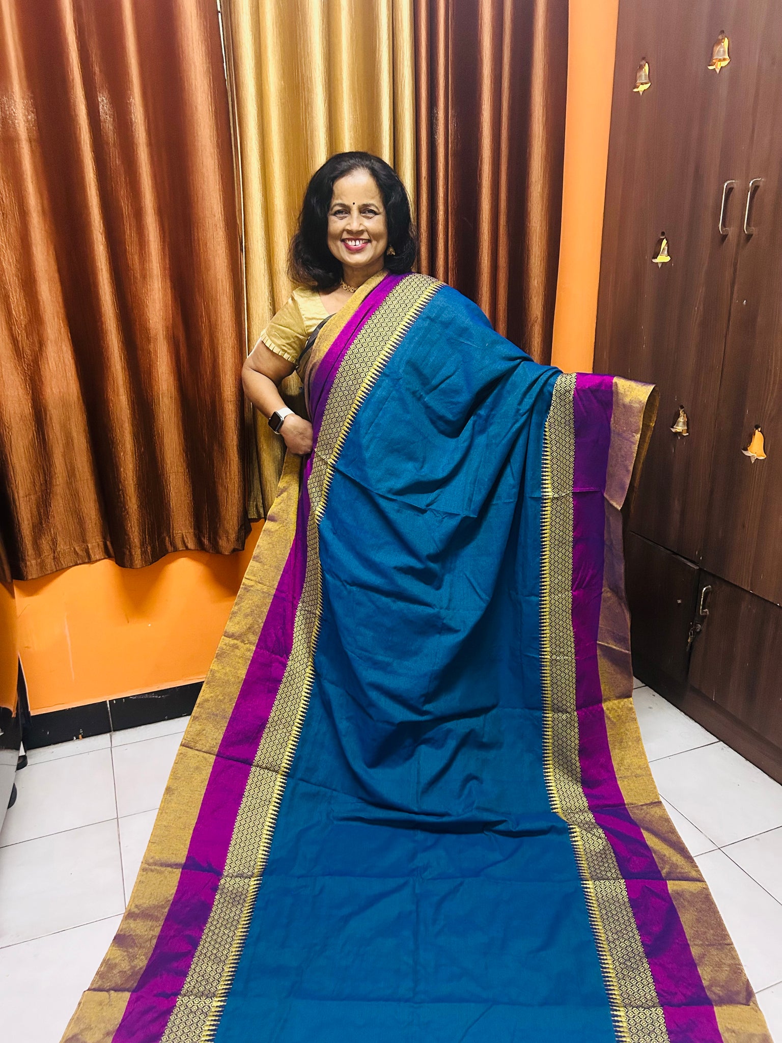 Meenakshi Soft Cotton Saree blue