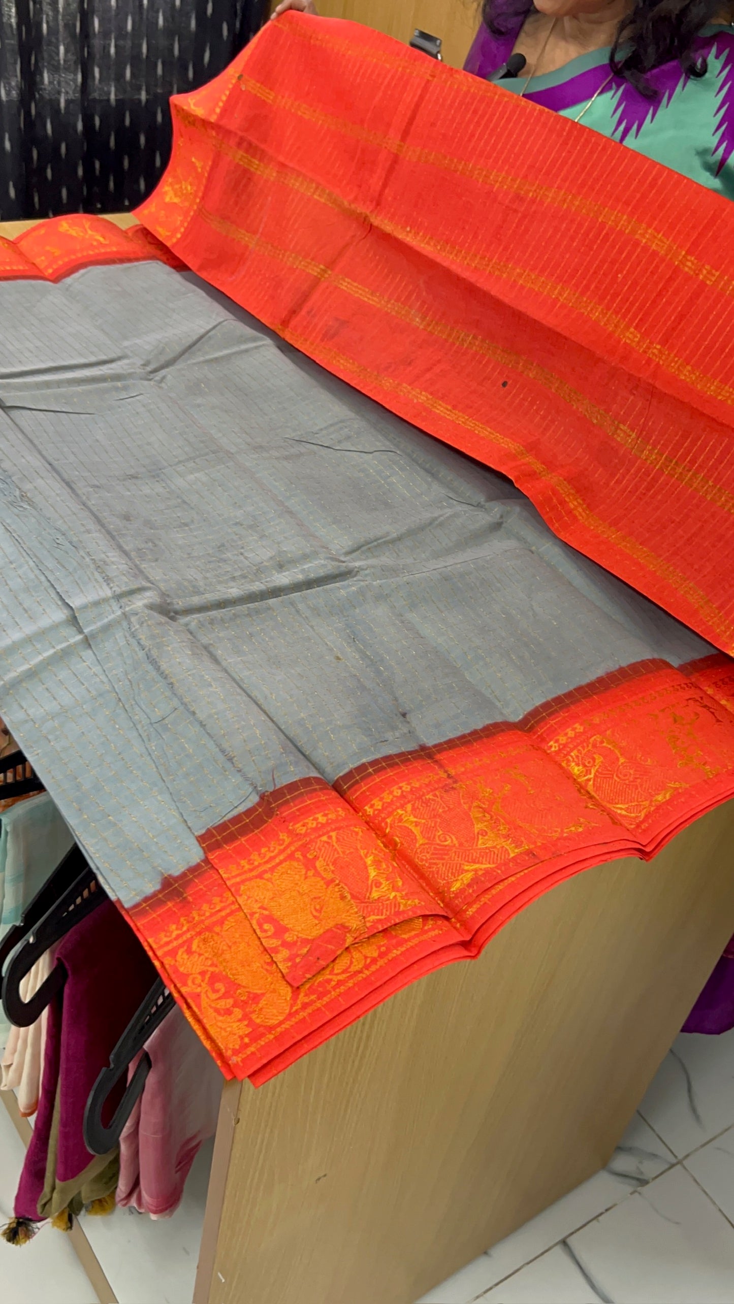 Madhurai Meenakshi Zari Check Sungudi Saree