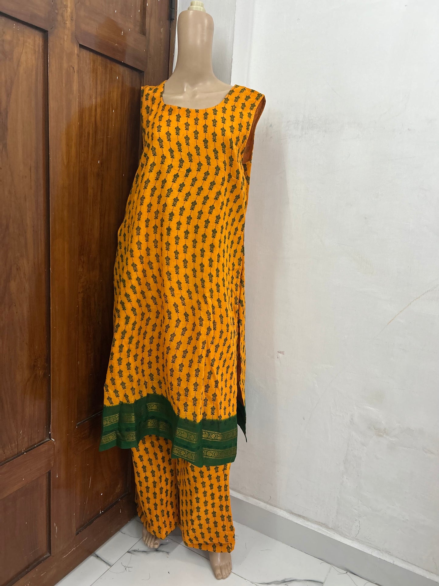 Madurai Sungudi Coords Set Sleeveless
