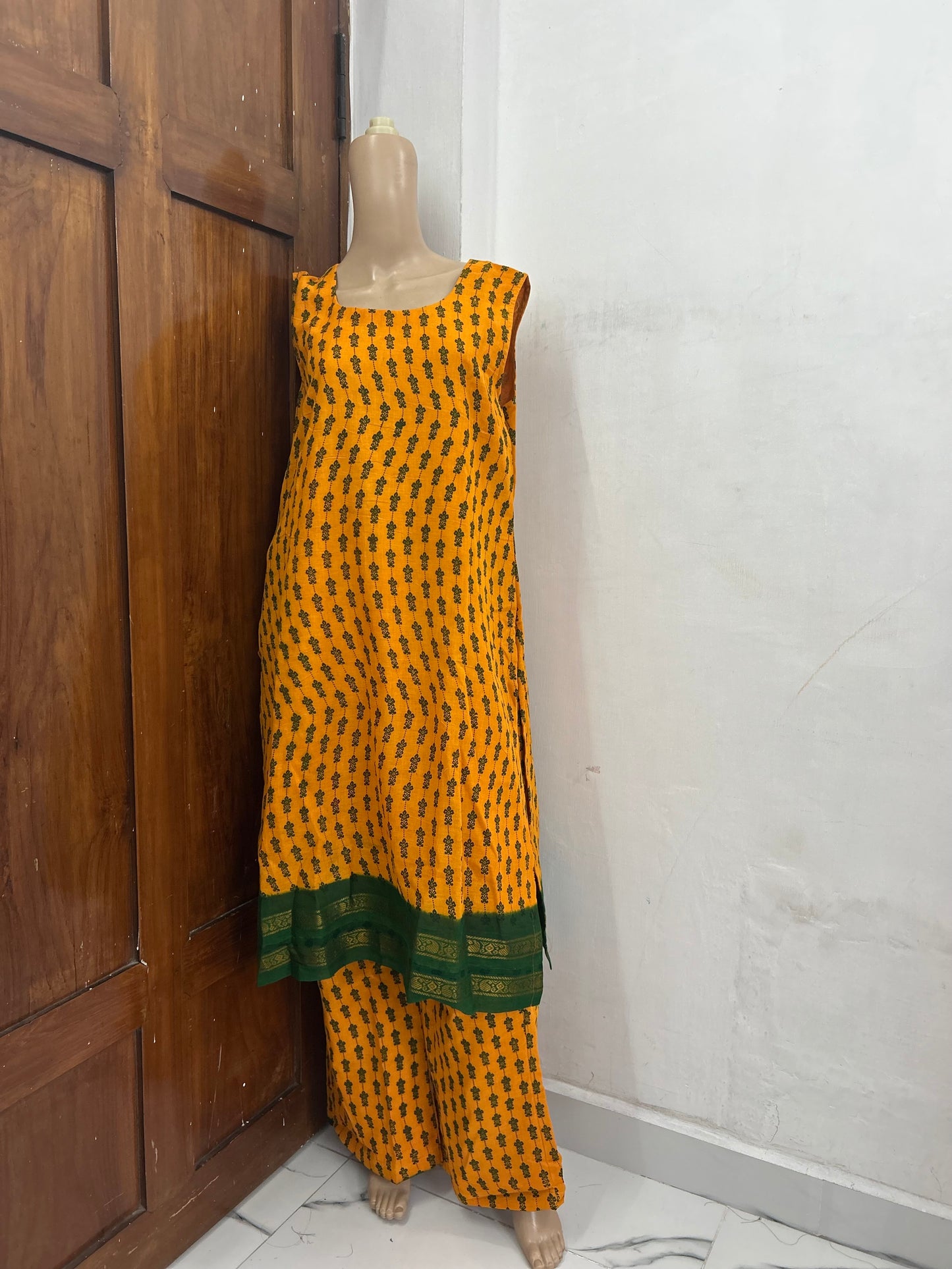 Madurai Sungudi Coords Set Sleeveless