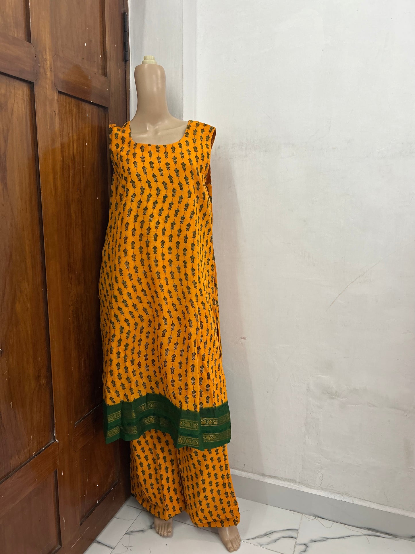 Madurai Sungudi Coords Set Sleeveless