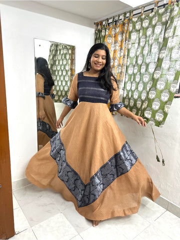 Madurai Sungudi Maxi Dress II  - off white